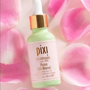NWAt Pixi Skintreats Rose Oil Blend Full Size